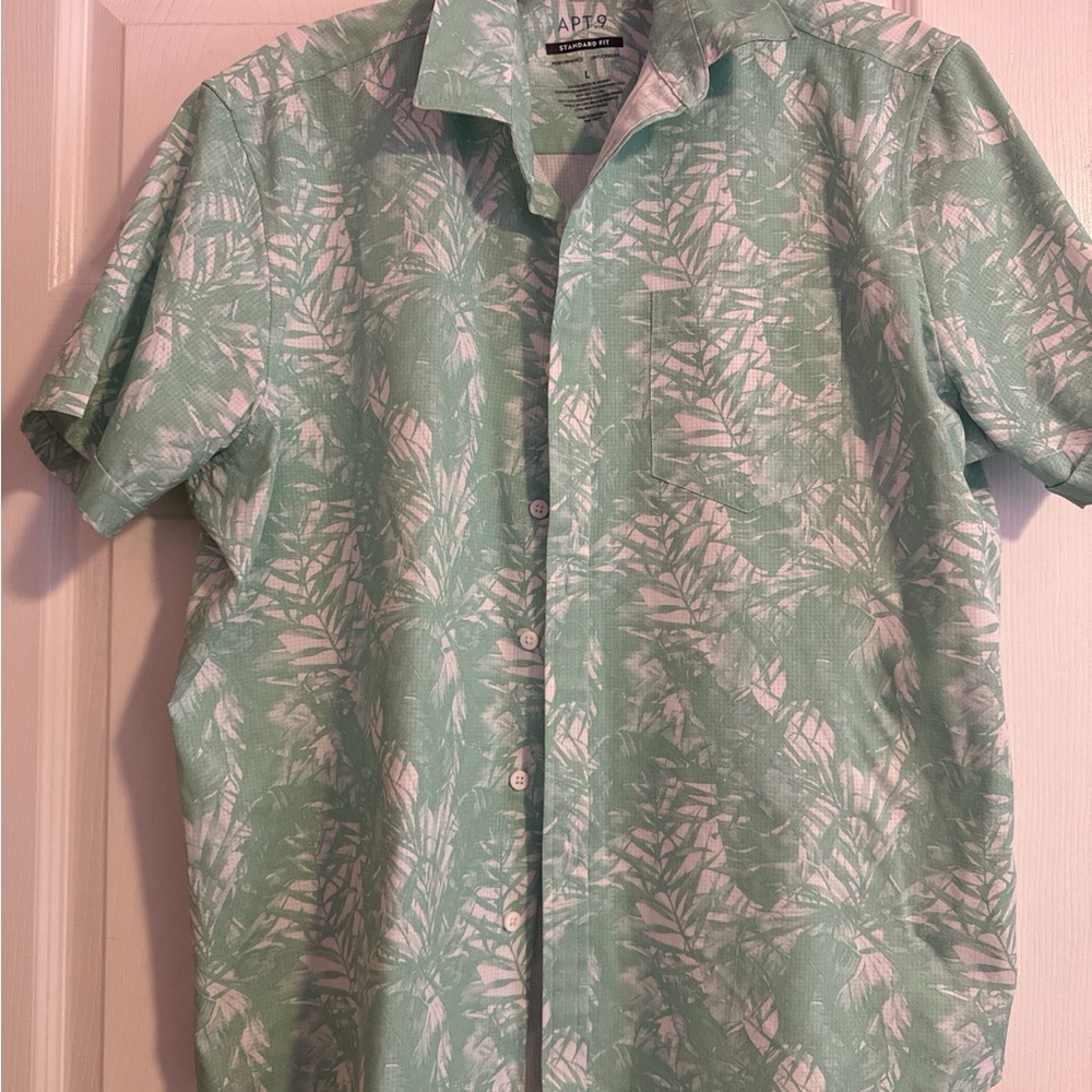 Apt. 9 Green Leaf Pattern Casual Shirt